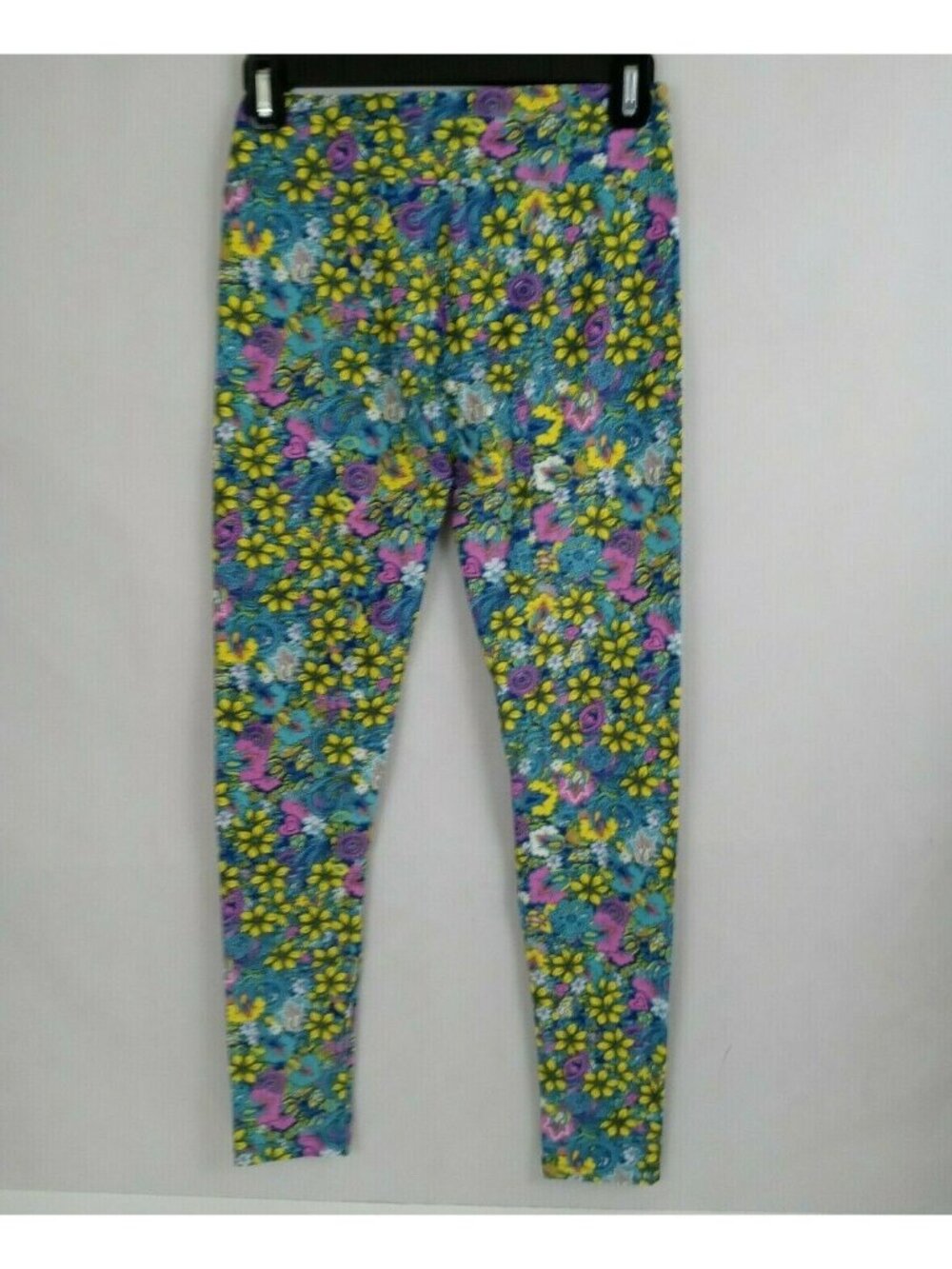New LuLaRoe One Size Leggings Multi-Color With Floral Paisley Hearts Design